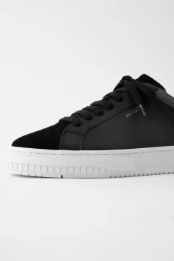 Atlas Sneaker