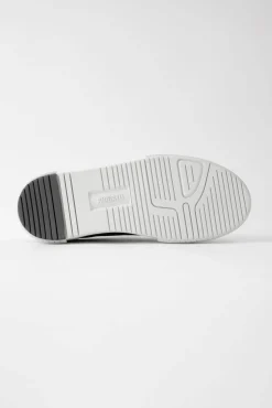 Atlas Sneaker