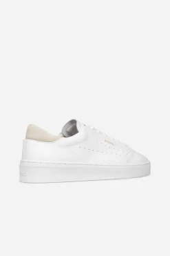 Court Sneaker
