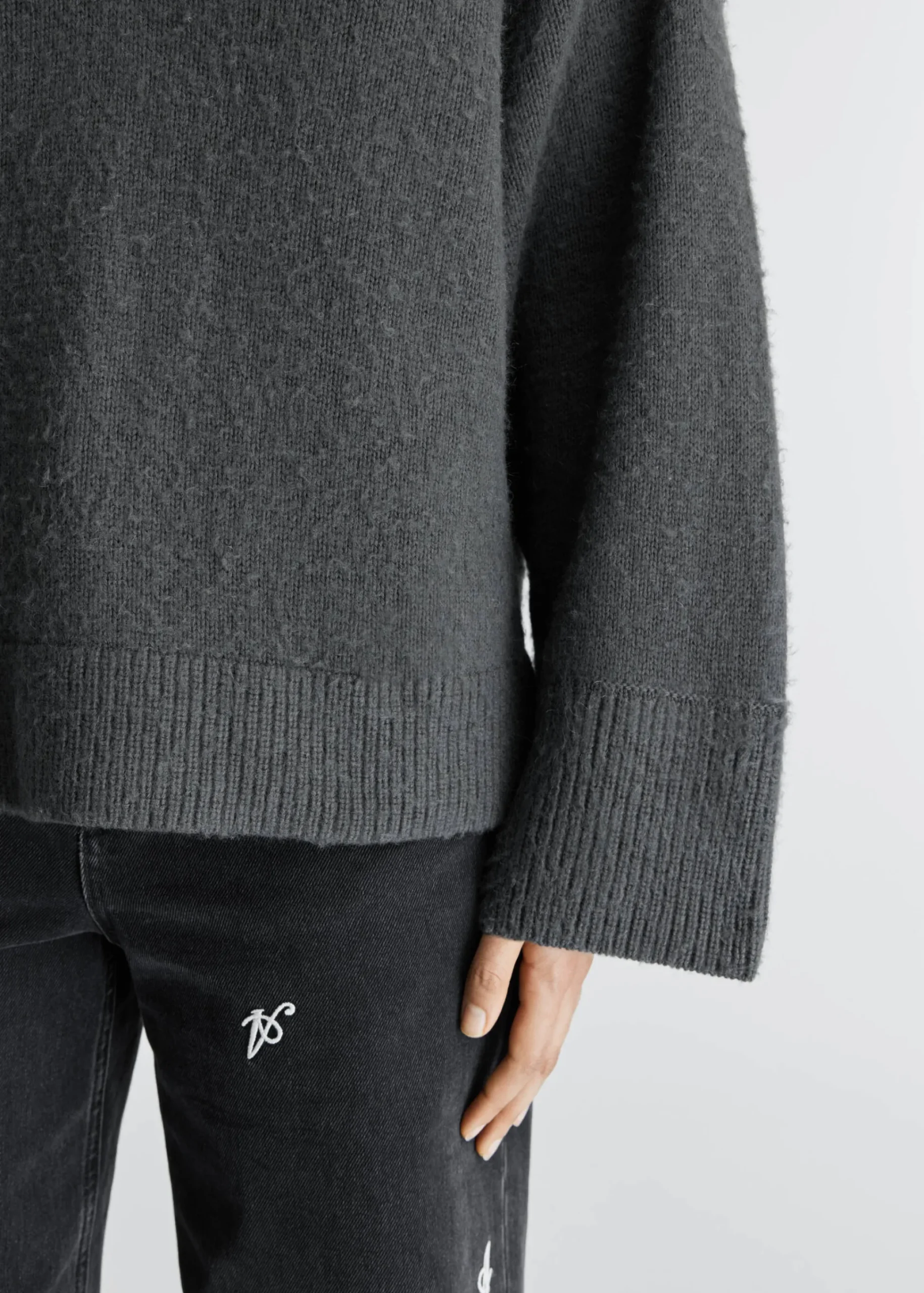 Rain V-neck Sweater